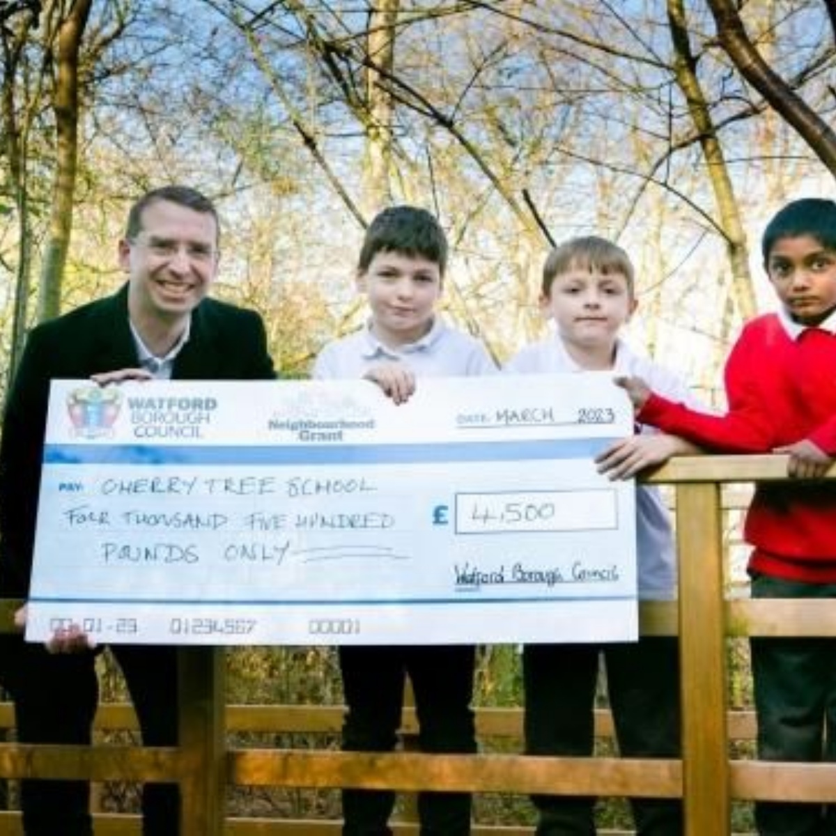 Cherry Tree Primary School Major visits Cherry Tree with support for